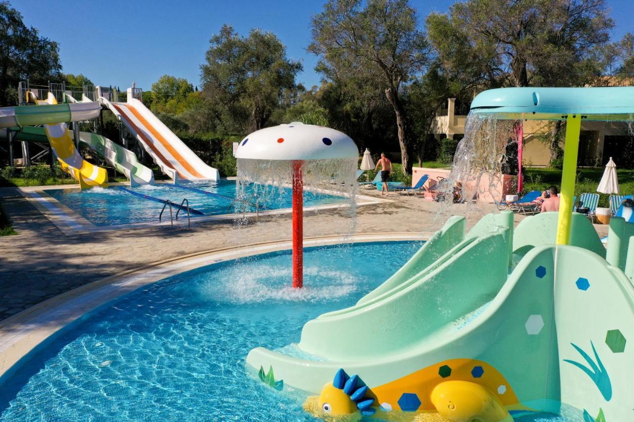 Sentido Apollo Palace Mesongí Buitenkant foto Water park in Greece